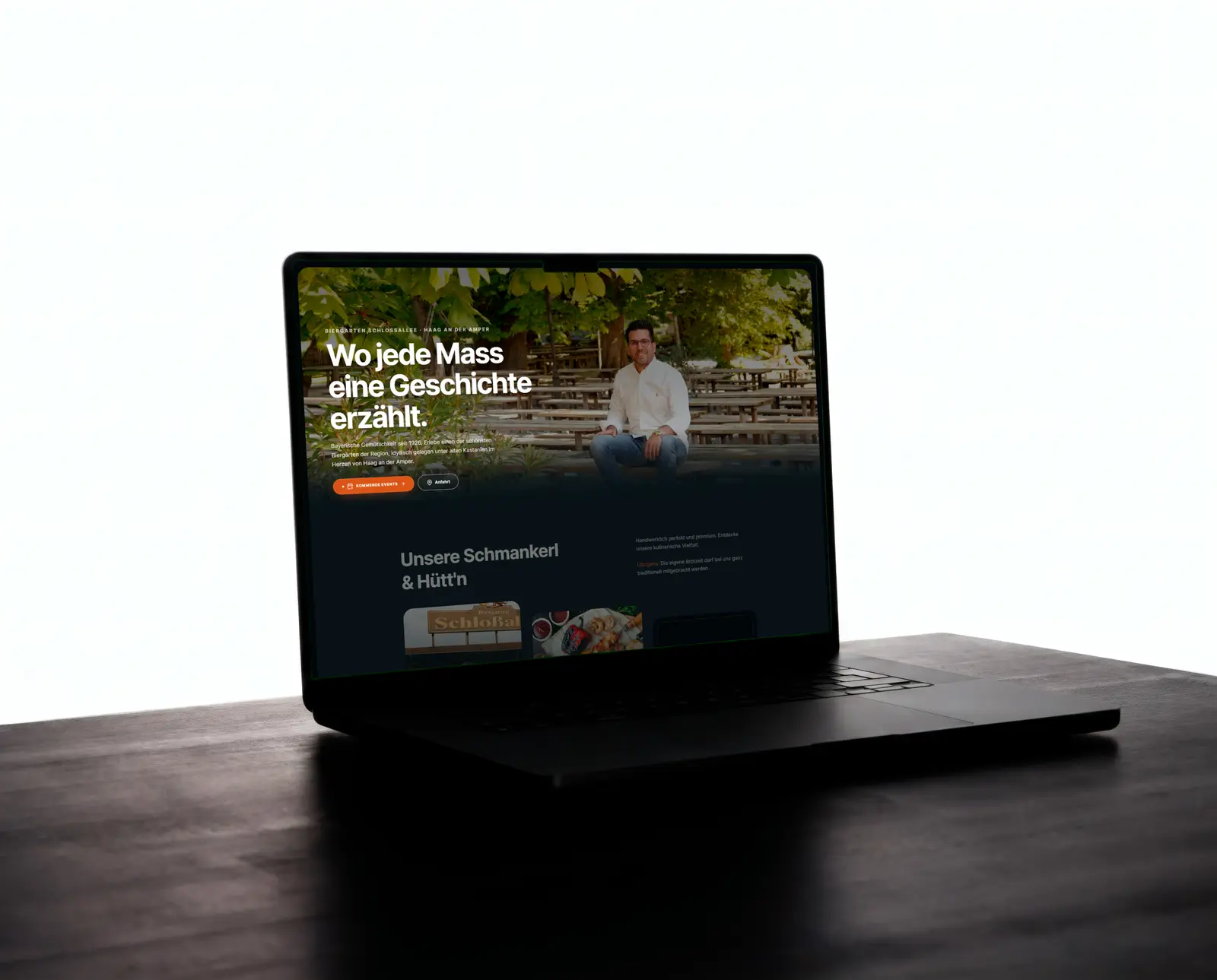 Die Website vom Biergarten Schlossallee Haag auf einem Notebook